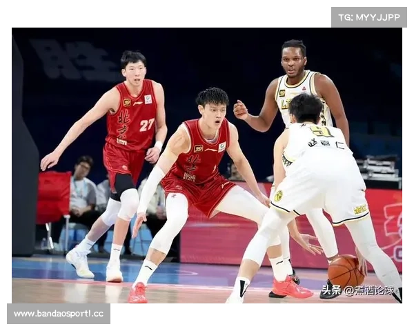 首钢对阵浙江激战一触即发 曾凡博期待爆发 许利民依靠28加8小外援冲击胜利 首钢对阵浙江激战一触即发 曾凡博期待爆发 许利民依靠28加8小外援冲击胜利