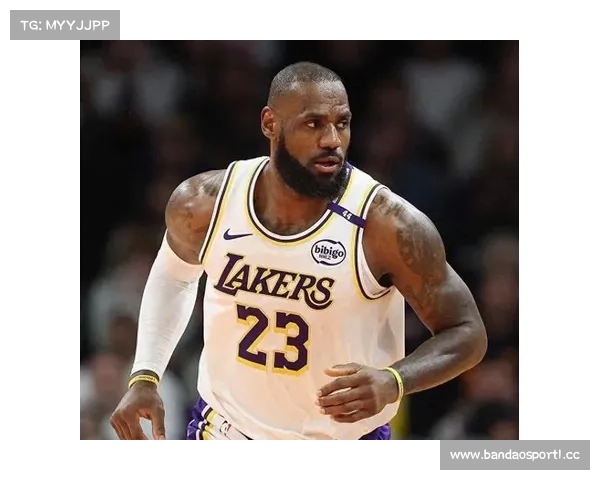 詹姆斯再创辉煌职业生涯八大纪录成就突破42000分里程碑震撼篮坛