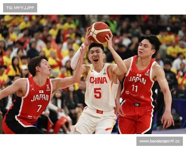 中国男篮以42分优势大胜日本队成功晋级亚洲杯正赛全力冲刺淘汰赛 中国男篮以42分优势大胜日本队成功晋级亚洲杯正赛全力冲刺淘汰赛