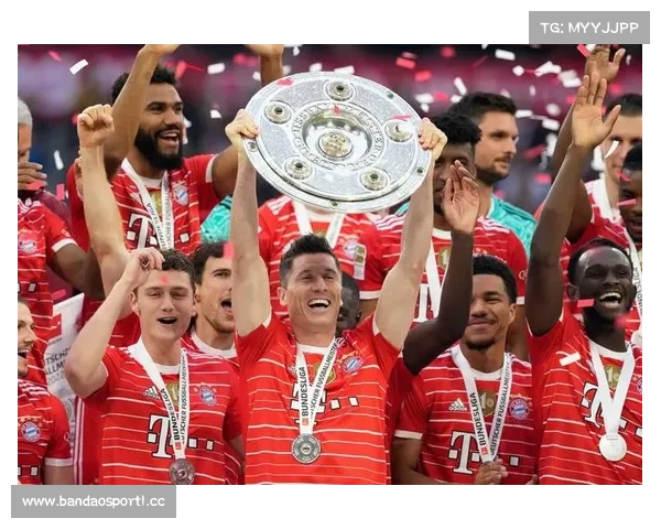 拜仁技战术调整取得明显成效 全队配合默契提升整体实力 拜仁技战术调整取得明显成效 全队配合默契提升整体实力