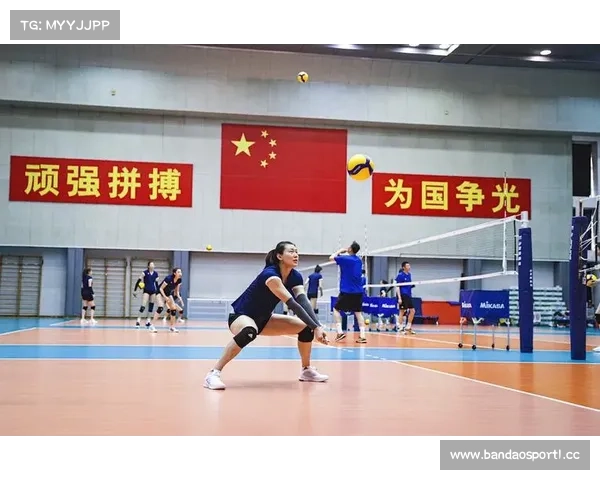 中国女排抵达赛地展开适应性训练积极备战为冲击胜利做好充分准备 中国女排抵达赛地展开适应性训练积极备战为冲击胜利做好充分准备