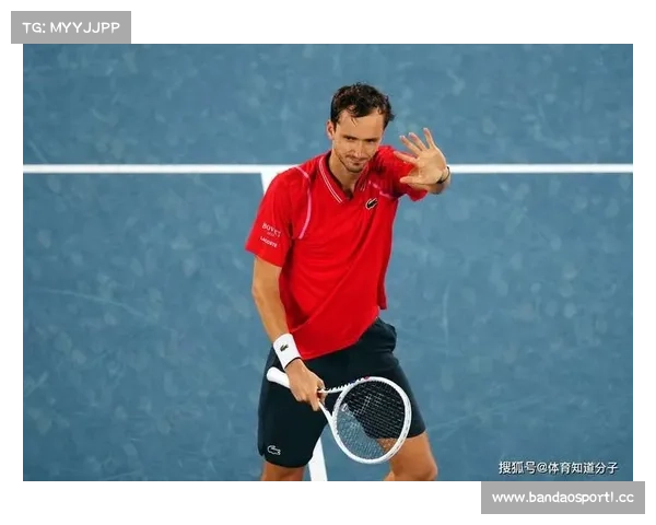 梅德韦杰夫爆冷输球,主帅脸色凝重震撼现场 梅德韦杰夫爆冷输球,主帅脸色凝重震撼现场