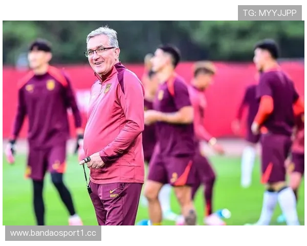 伊万揭秘国足角球新战术咪咕平台免费高清直播中国巴西焦点巅峰之战 伊万揭秘国足角球新战术咪咕平台免费高清直播中国巴西焦点巅峰之战